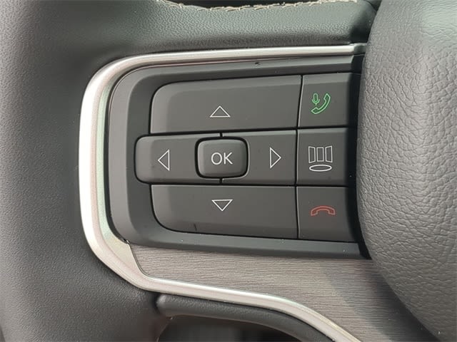 Thumbnail: 2026 Jeep Grand Wagoneer - 30