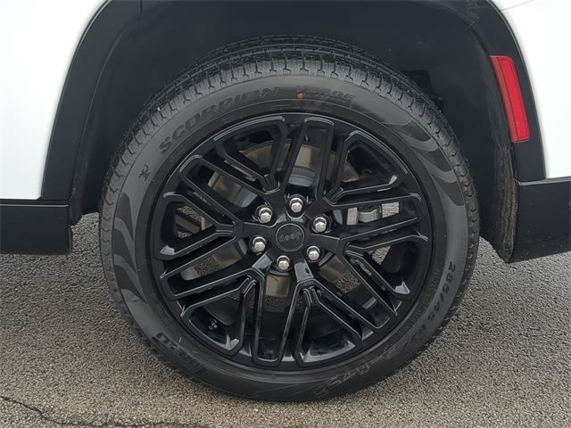 Thumbnail: 2026 Jeep Grand Wagoneer - 7