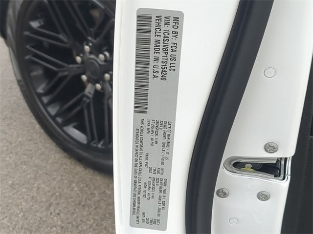 Thumbnail: 2026 Jeep Grand Wagoneer - 18