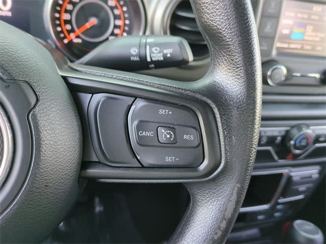 Thumbnail: 2021 Jeep Gladiator - 30