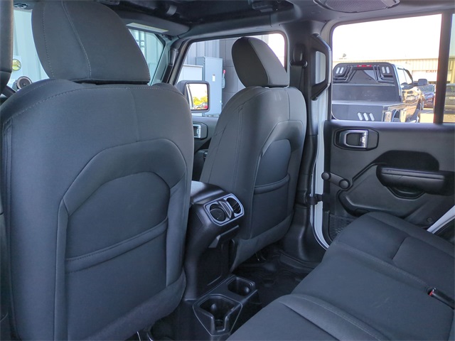 Thumbnail: 2021 Jeep Gladiator - 13