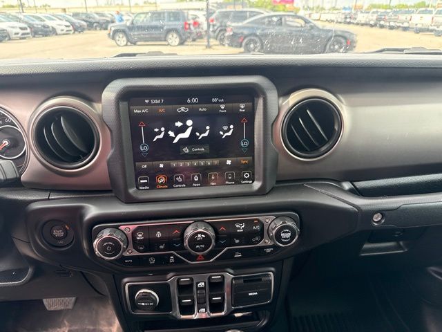 Thumbnail: 2020 Jeep Gladiator - 13