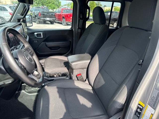 Thumbnail: 2020 Jeep Gladiator - 8