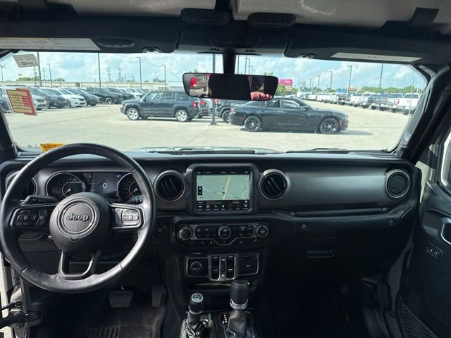 Thumbnail: 2020 Jeep Gladiator - 11