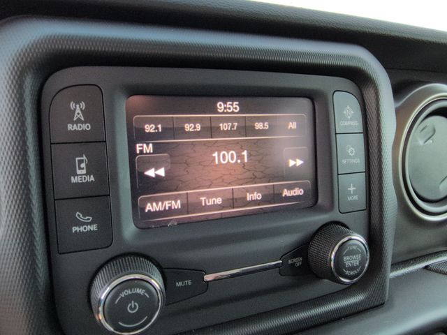 Thumbnail: 2021 Jeep Gladiator - 33