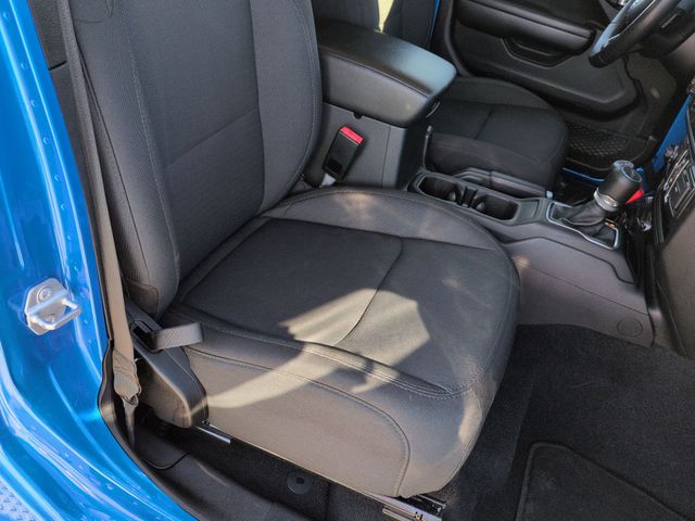 Thumbnail: 2021 Jeep Gladiator - 11