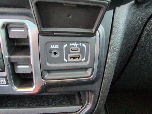 Thumbnail: 2021 Jeep Gladiator - 34