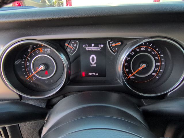 Thumbnail: 2021 Jeep Gladiator - 15