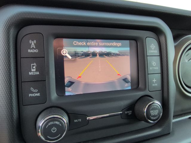 Thumbnail: 2021 Jeep Gladiator - 32