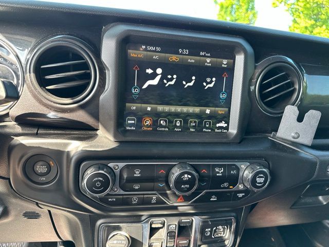 Thumbnail: 2020 Jeep Gladiator - 13