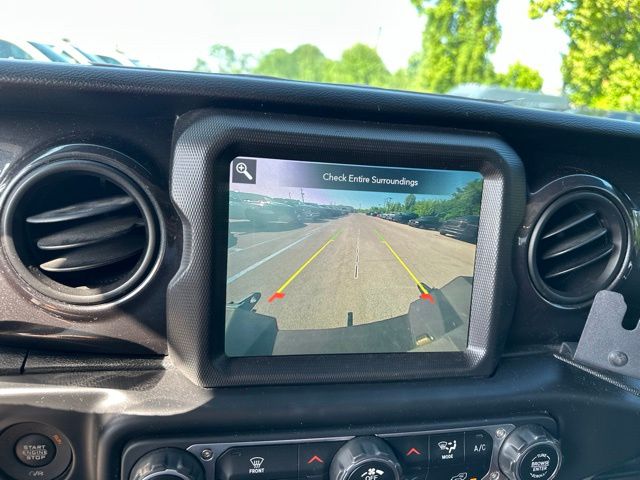 Thumbnail: 2020 Jeep Gladiator - 14