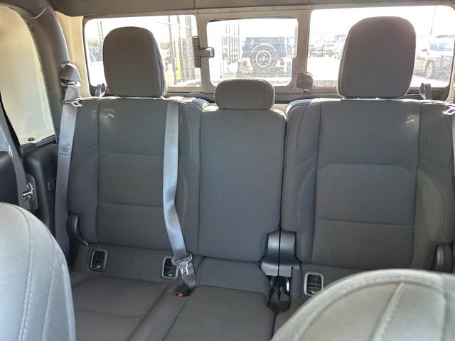 Thumbnail: 2021 Jeep Gladiator - 8