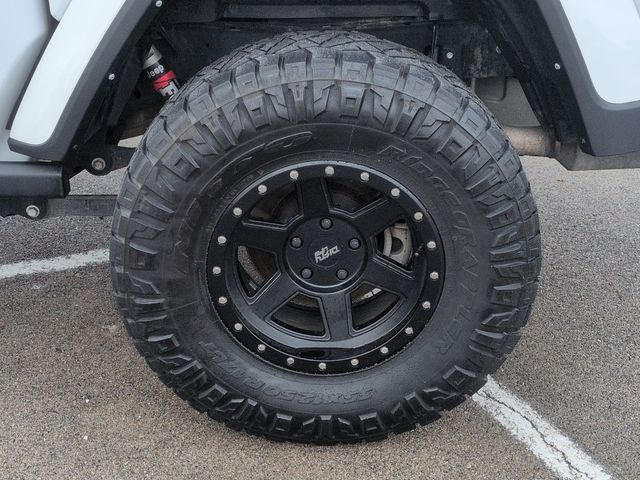 Thumbnail: 2021 Jeep Gladiator - 8