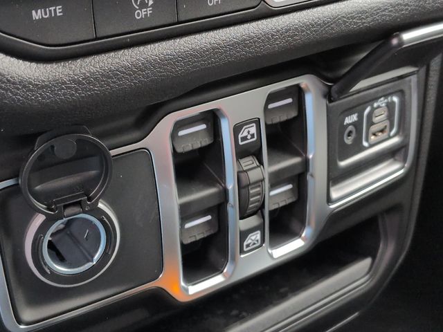 Thumbnail: 2026 Jeep Gladiator - 34