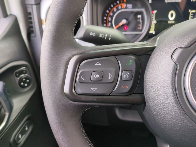 Thumbnail: 2025 Jeep Gladiator - 29