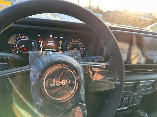 Thumbnail: 2026 Jeep Gladiator - 2