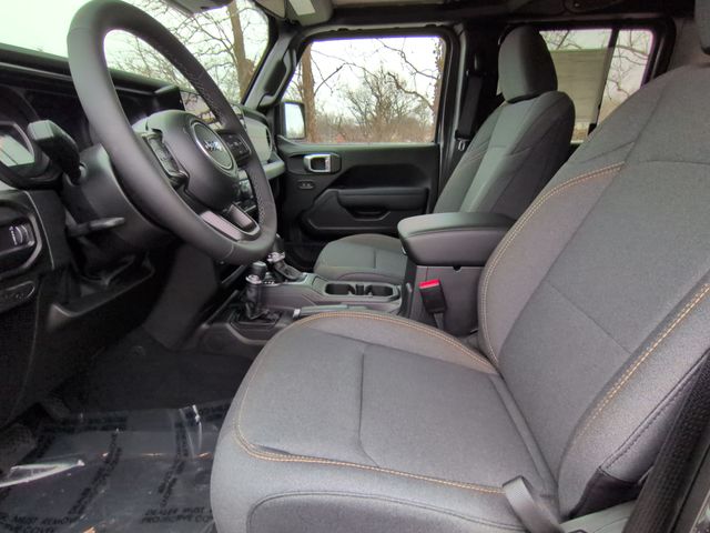 Thumbnail: 2026 Jeep Gladiator - 10