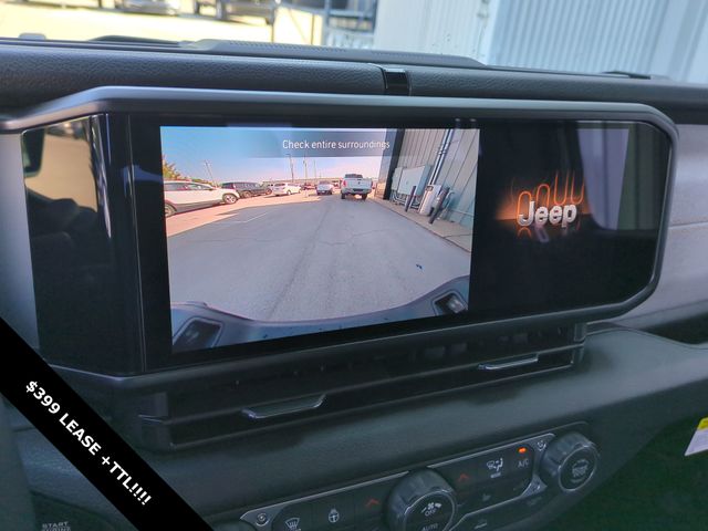 Thumbnail: 2025 Jeep Gladiator - 33