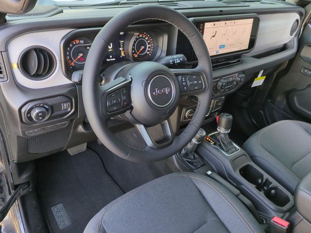 Thumbnail: 2025 Jeep Gladiator - 2