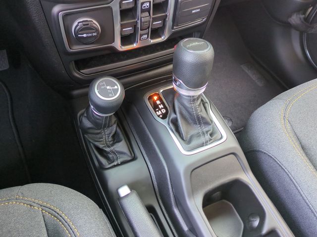 Thumbnail: 2025 Jeep Gladiator - 16