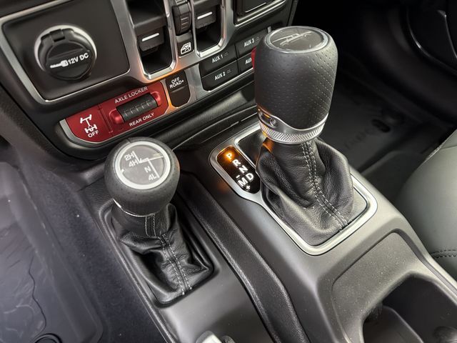 Thumbnail: 2026 Jeep Gladiator - 16