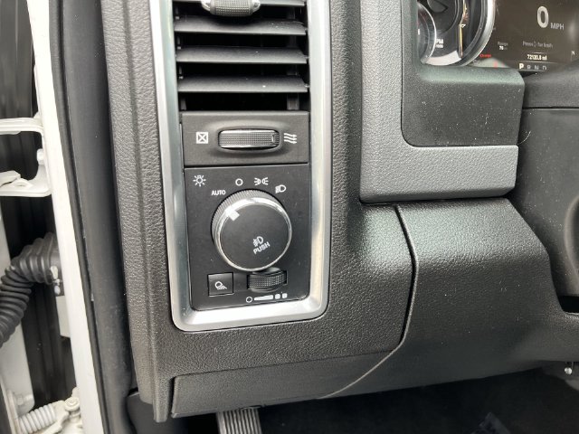 Thumbnail: 2019 RAM 1500 - 32