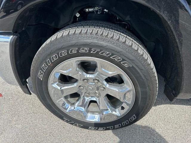 Thumbnail: 2025 RAM 1500 - 6