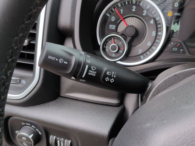Thumbnail: 2025 RAM 1500 - 30