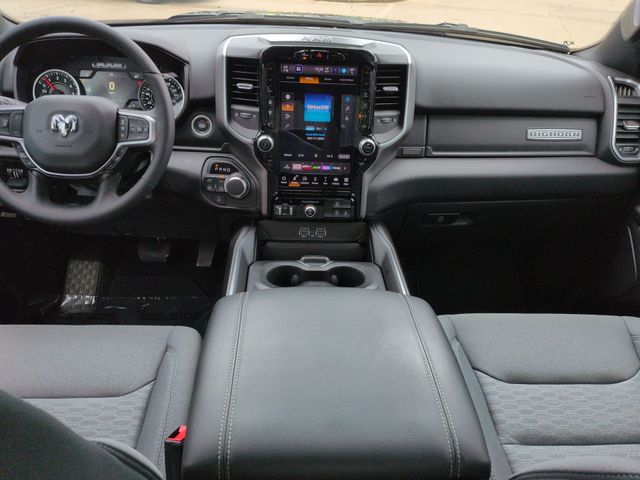 Thumbnail: 2025 RAM 1500 - 9