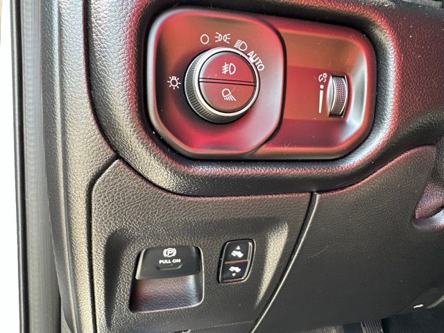 Thumbnail: 2020 RAM 1500 - 18