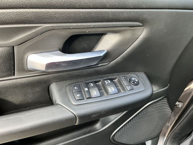 Thumbnail: 2019 RAM 1500 - 32