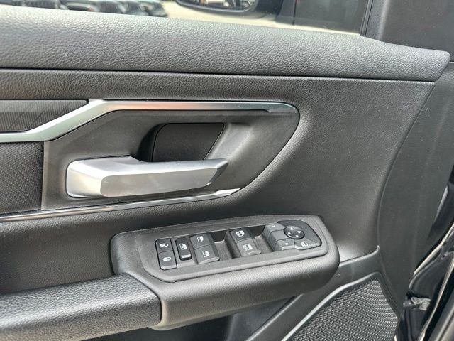 Thumbnail: 2025 RAM 1500 - 13