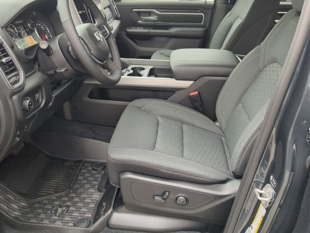 Thumbnail: 2026 RAM 1500 - 10