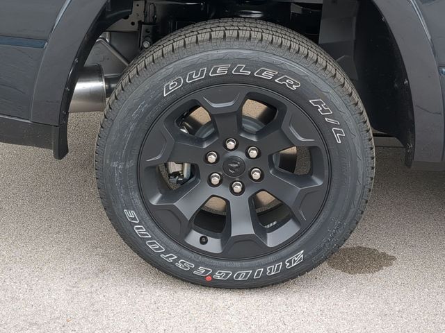 Thumbnail: 2026 RAM 1500 - 7