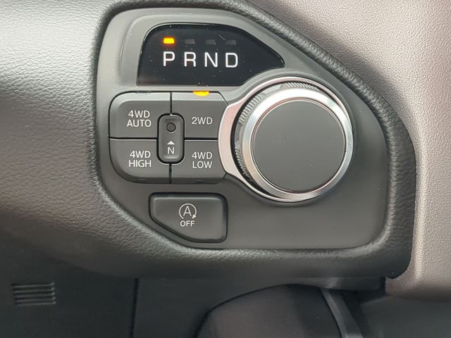 Thumbnail: 2026 RAM 1500 - 35