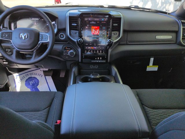 Thumbnail: 2026 RAM 1500 - 9
