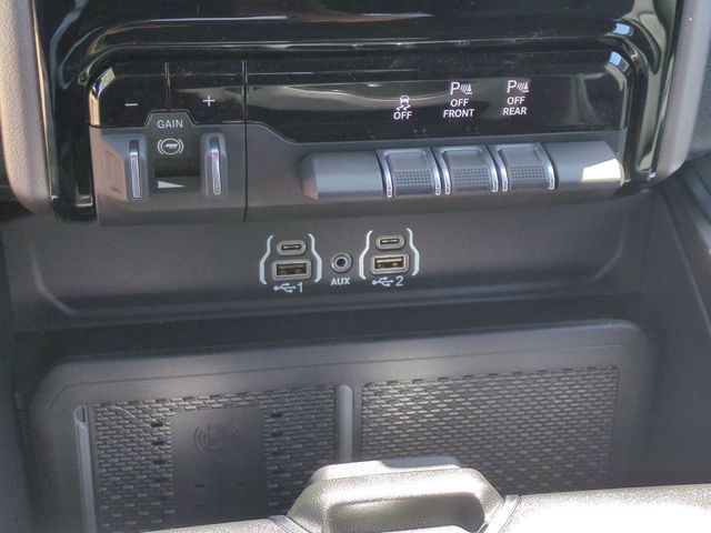 Thumbnail: 2026 RAM 1500 - 36