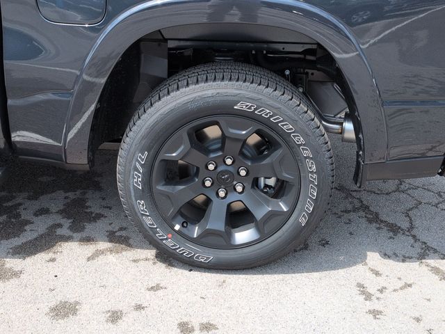 Thumbnail: 2026 RAM 1500 - 7