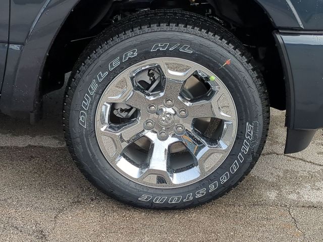 Thumbnail: 2026 RAM 1500 - 8