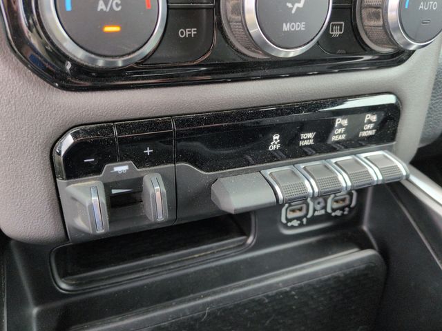 Thumbnail: 2022 RAM 1500 - 40