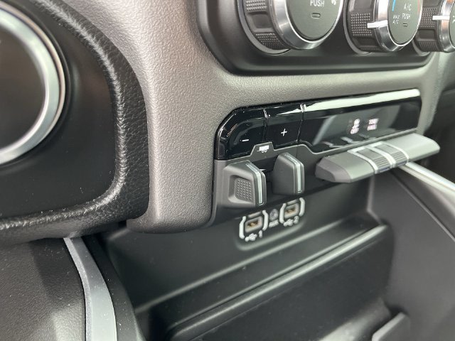 Thumbnail: 2022 RAM 1500 - 30