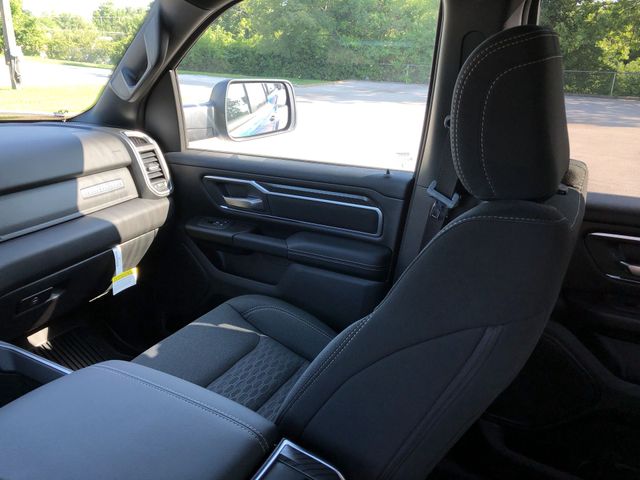 Thumbnail: 2026 RAM 1500 - 10