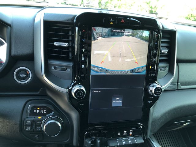 Thumbnail: 2026 RAM 1500 - 32