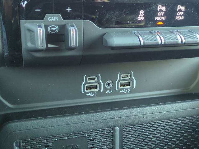 Thumbnail: 2026 RAM 1500 - 33