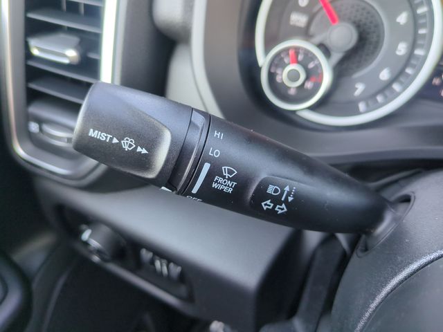 Thumbnail: 2026 RAM 1500 - 28