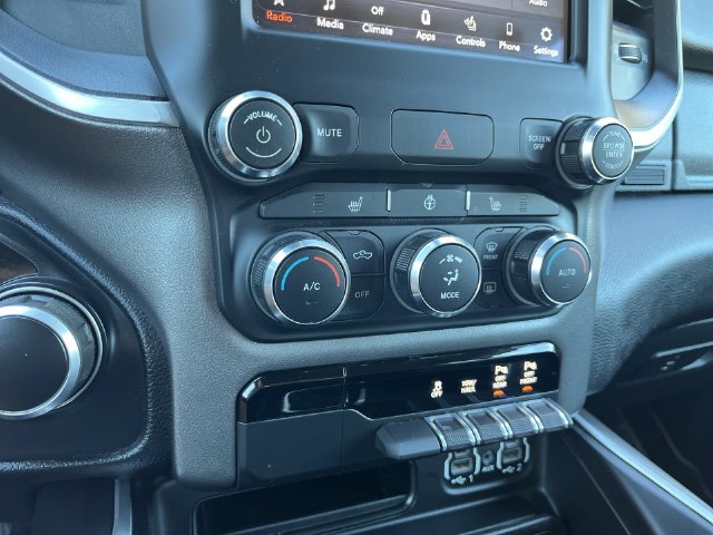Thumbnail: 2020 RAM 1500 - 29