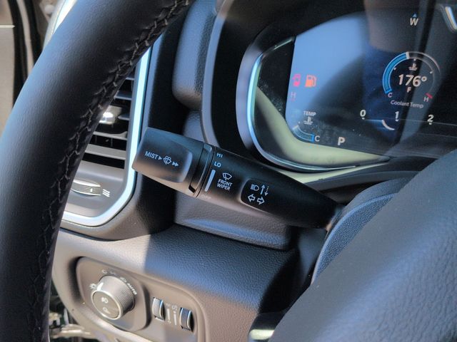 Thumbnail: 2026 RAM 1500 - 14