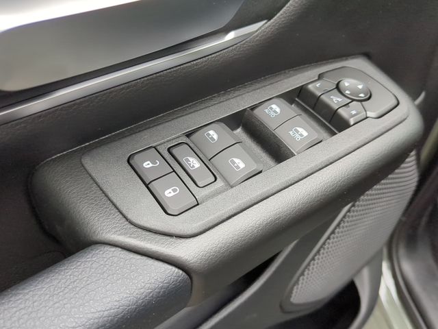 Thumbnail: 2026 RAM 1500 - 26