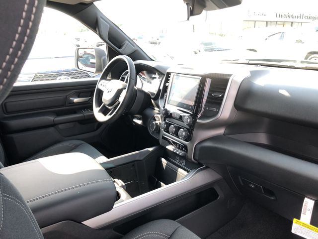 Thumbnail: 2026 RAM 1500 - 33