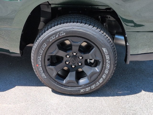Thumbnail: 2026 RAM 1500 - 8